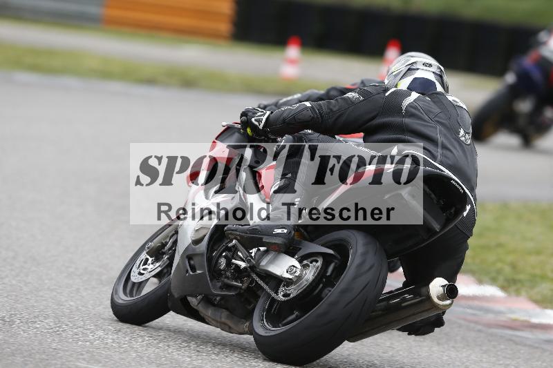 /Archiv-2025/06 18.04.2025 Speer Racing ADR/Gruppe gelb/580